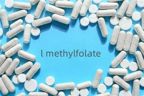 Nizke ravni l metilfolata, povezane z demenco